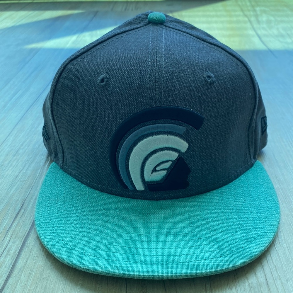 Fitted Hawaii Vanguard SnapBack Gray Teal | OS